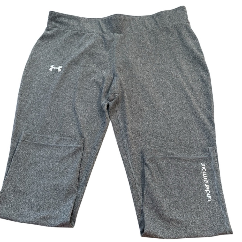 Under Armour Gray ankle length Leggings with logo
